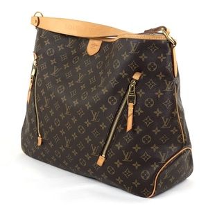 ✨VERY RARE ✨LOUIS VUITTON ZIPPER BAG